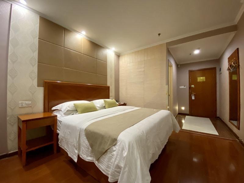 Greentree Inn Shandong Linxi Pingyi Mengyang Road Express Hotel Exteriör bild