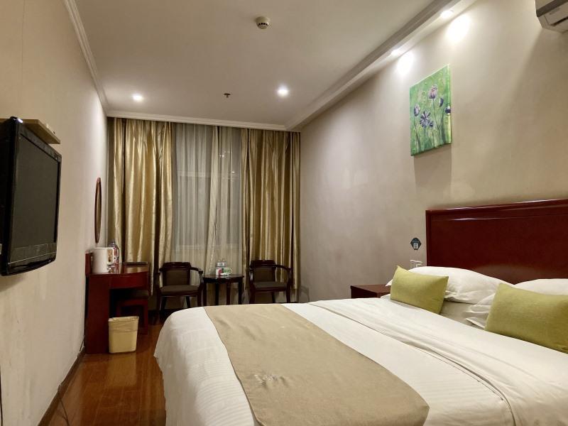 Greentree Inn Shandong Linxi Pingyi Mengyang Road Express Hotel Exteriör bild