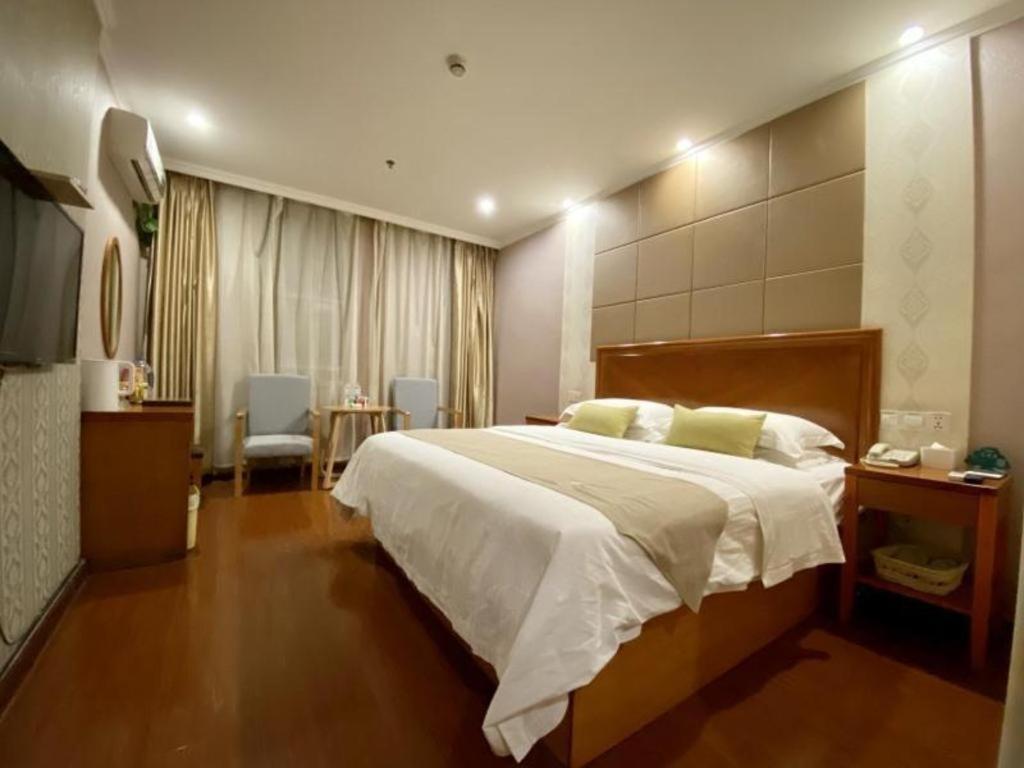 Greentree Inn Shandong Linxi Pingyi Mengyang Road Express Hotel Exteriör bild