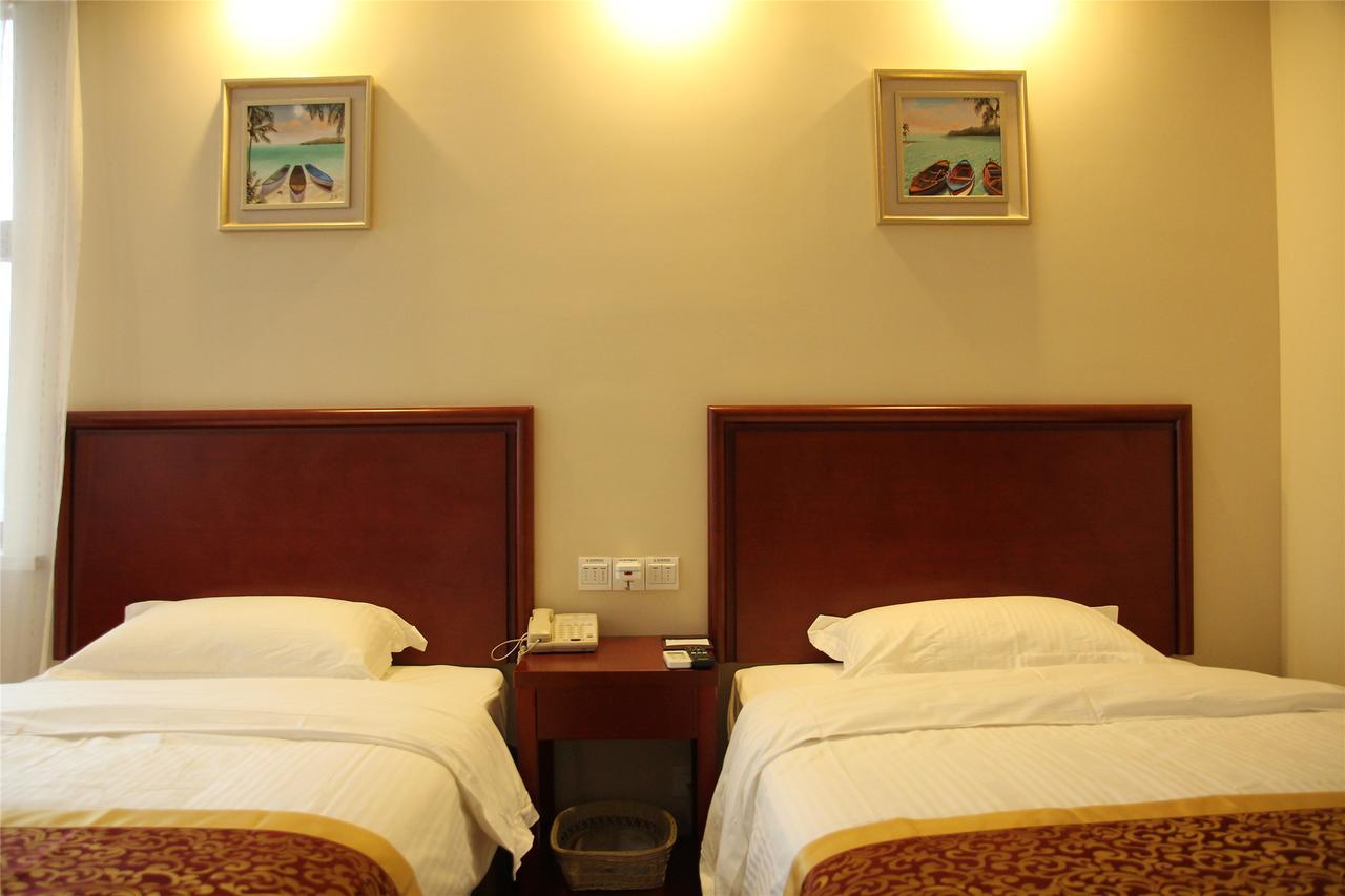 Greentree Inn Shandong Linxi Pingyi Mengyang Road Express Hotel Exteriör bild