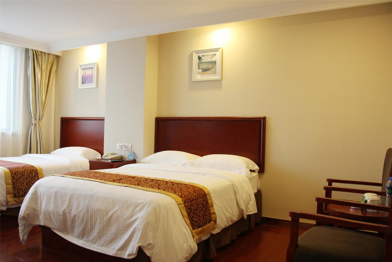 Greentree Inn Shandong Linxi Pingyi Mengyang Road Express Hotel Exteriör bild