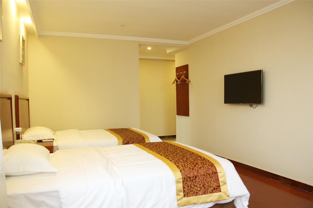 Greentree Inn Shandong Linxi Pingyi Mengyang Road Express Hotel Exteriör bild